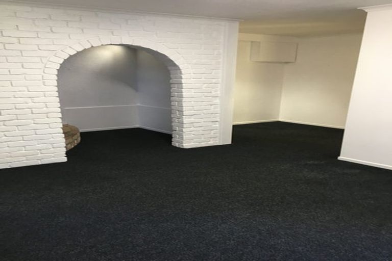 Photo of property in 130 Smart Road, Glen Avon, New Plymouth, 4372