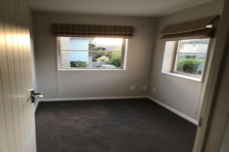 Photo of property in 89a Stanley Road, Glenfield, Auckland, 0629