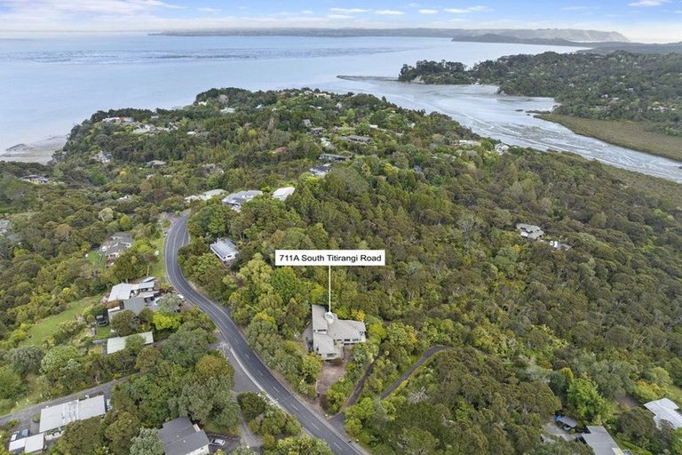 Photo of property in 711a South Titirangi Road, Titirangi, Auckland, 0604