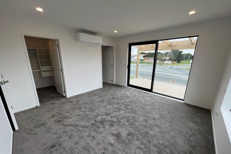 Photo of property in 1a Matakohe Road, Westgate, Auckland, 0814