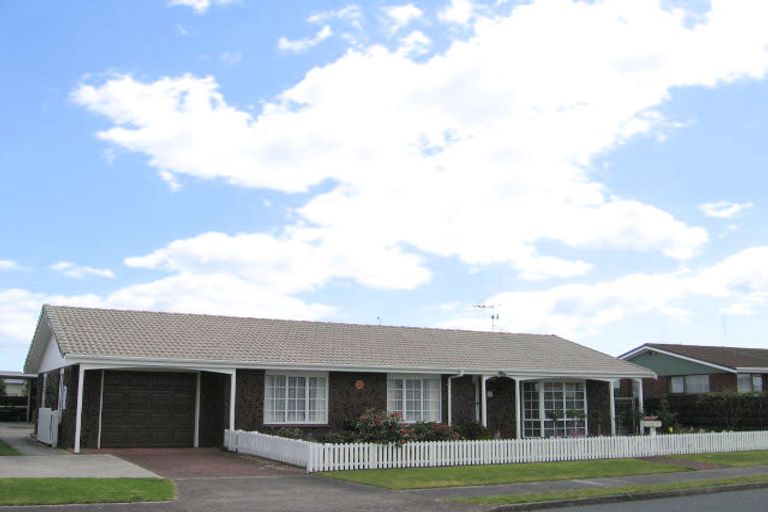 Photo of property in 3 Solway Place, Mount Maunganui, 3116