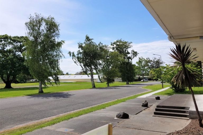 Photo of property in 8 Marine Parade, Wairoa, 4108