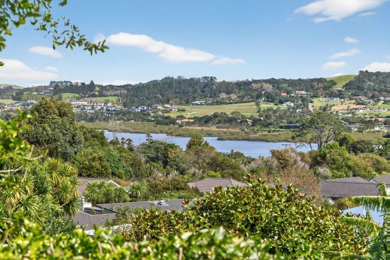 Photo of property in 108 Moir Point Road, Mangawhai Heads, Mangawhai, 0505