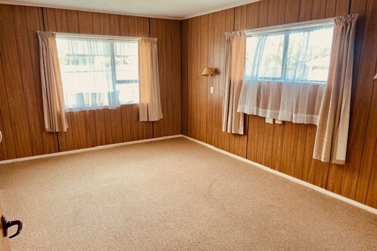 Photo of property in 80 Michael Road, Paraparaumu Beach, Paraparaumu, 5032