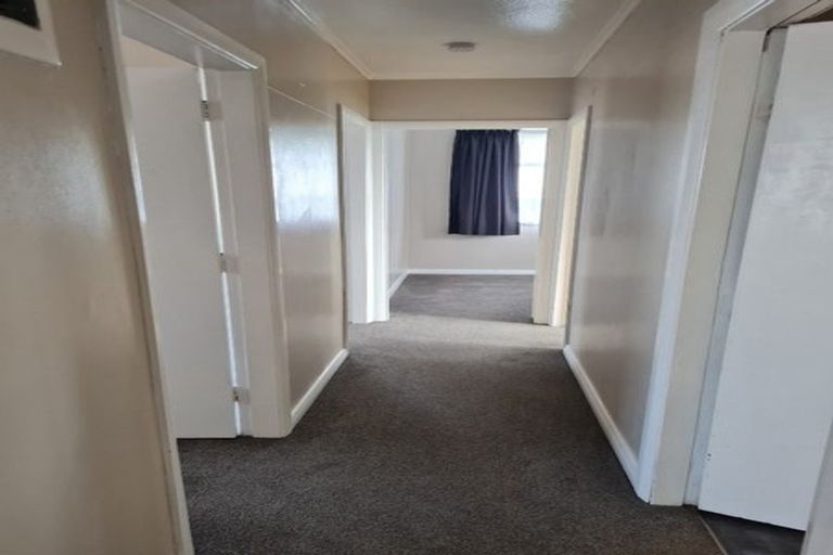 Photo of property in 614f1- Fergusson Drive, Trentham, Upper Hutt, 5018