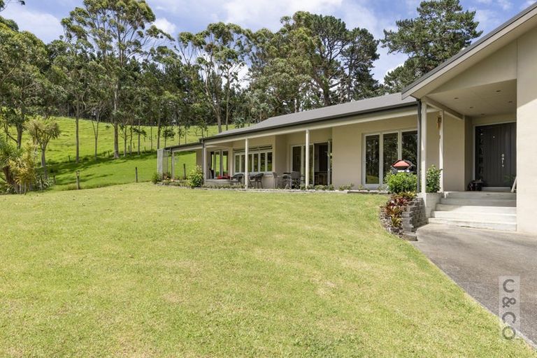 Photo of property in 589 Inland Road, Helensville, 0875