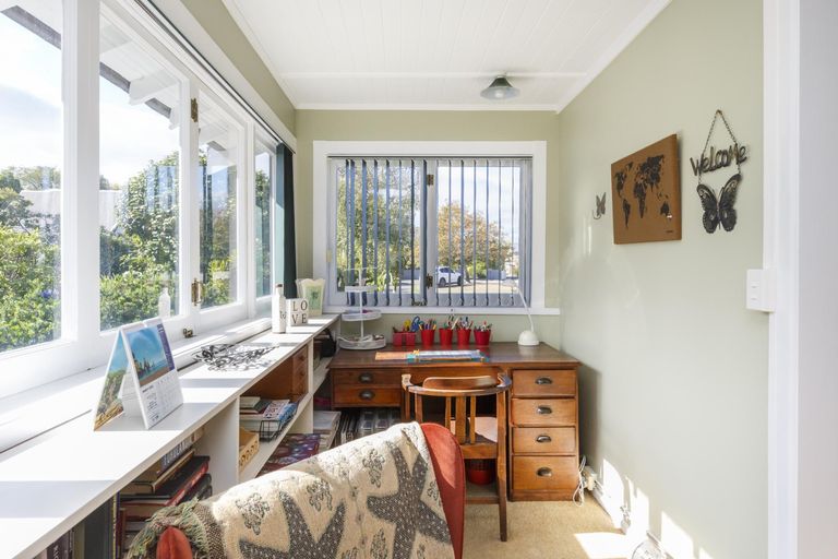 Photo of property in 127 Gillespies Line, Cloverlea, Palmerston North, 4412