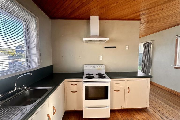 Photo of property in 320 Tay Street, Turnbull Thomson Park, Invercargill, 9810