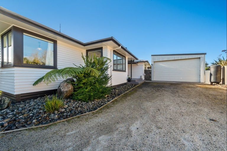 Photo of property in 1057 Junction Road, Egmont Village, New Plymouth, 4372