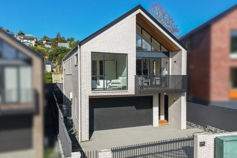 Photo of property in 1 Weetman Drive, Browns Bay, Auckland, 0630