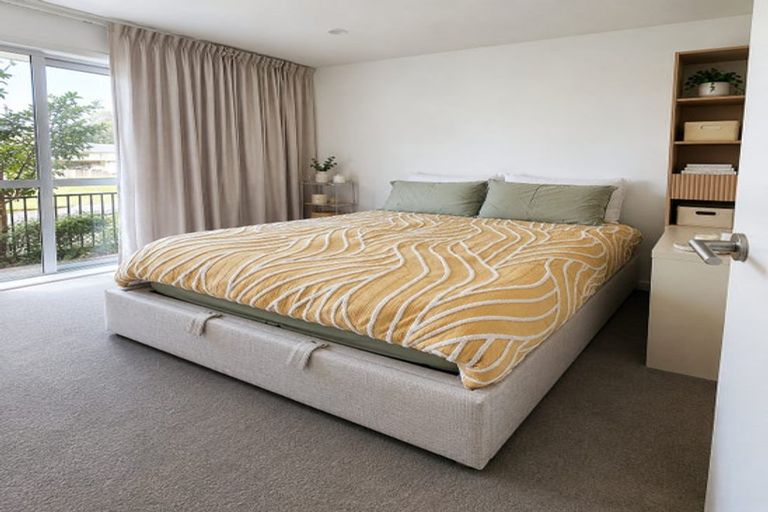 Photo of property in 1 Penderford Place, Mangere East, Auckland, 2024