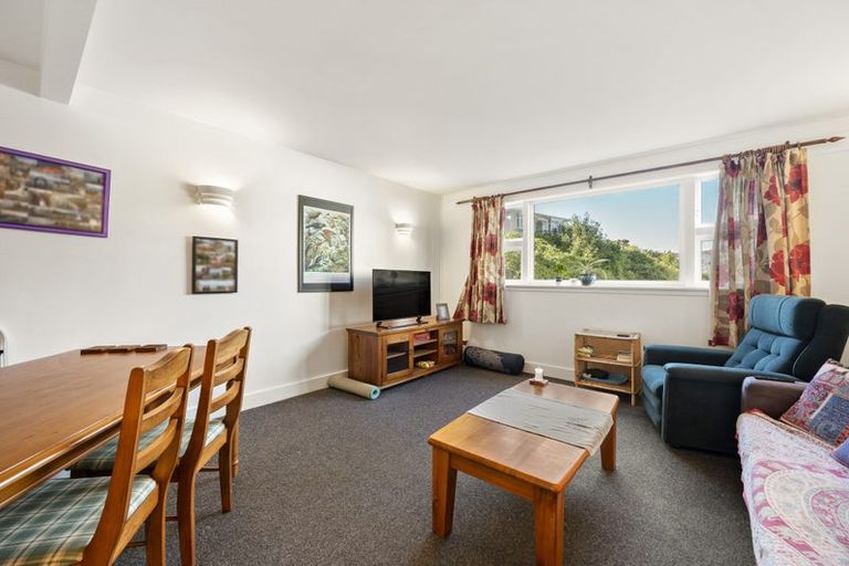 Photo of property in Parkland Flats, 18/51u Adams Terrace, Kelburn, Wellington, 6021