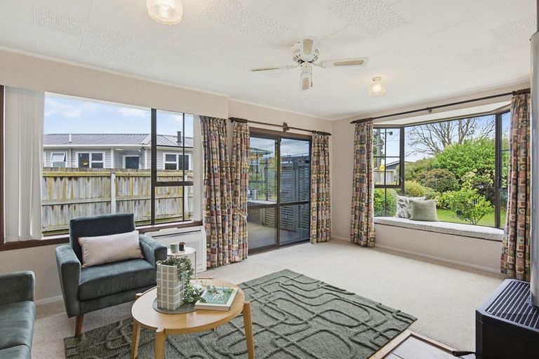 Photo of property in 38 Rimu Street, Waikanae, 5036