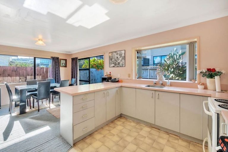 Photo of property in 3/6 Menary Street, Papakura, 2110