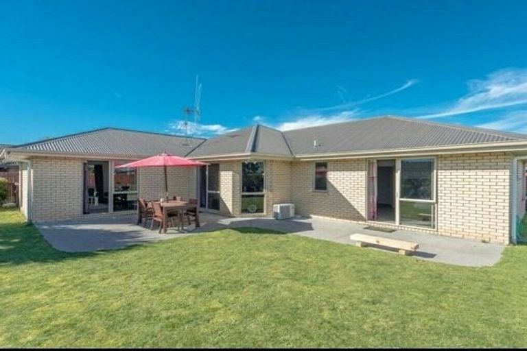 Photo of property in 10 Alderwick Place, Rototuna North, Hamilton, 3210