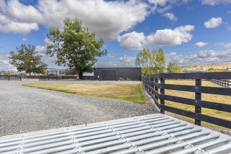 Photo of property in 1 Chamberry Drive, Waipukurau, 4282