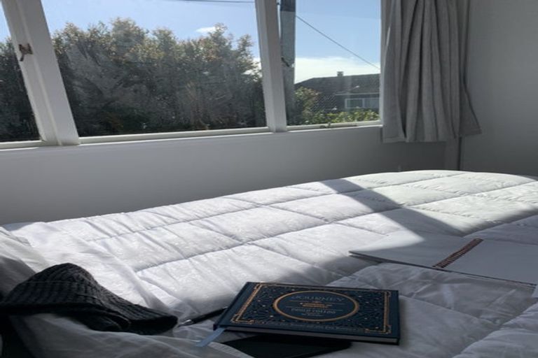 Photo of property in 2d Castleton Street, Birkdale, Auckland, 0626