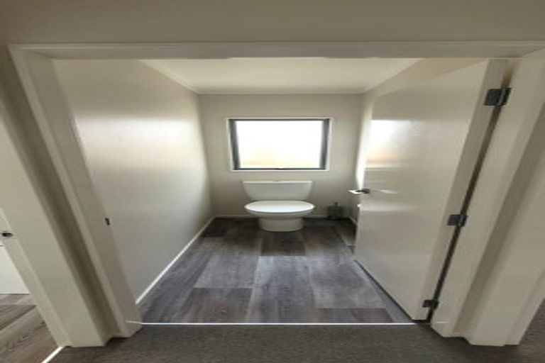 Photo of property in 5 Molyneux Place, Welcome Bay, Tauranga, 3112