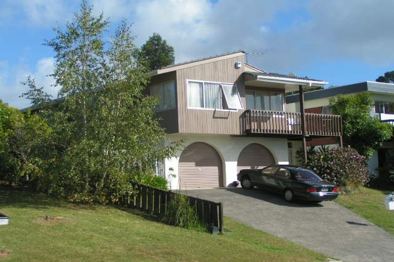 Photo of property in 34 Meadowvale Avenue, Forrest Hill, Auckland, 0620