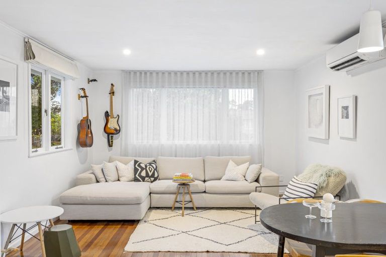 Photo of property in 13 Helena Street, Massey, Auckland, 0614