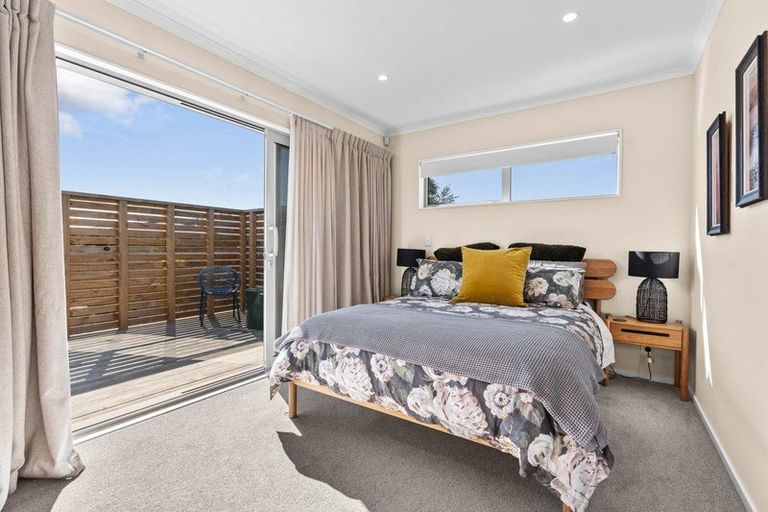 Photo of property in 15a Esther Street, Martinborough, 5711