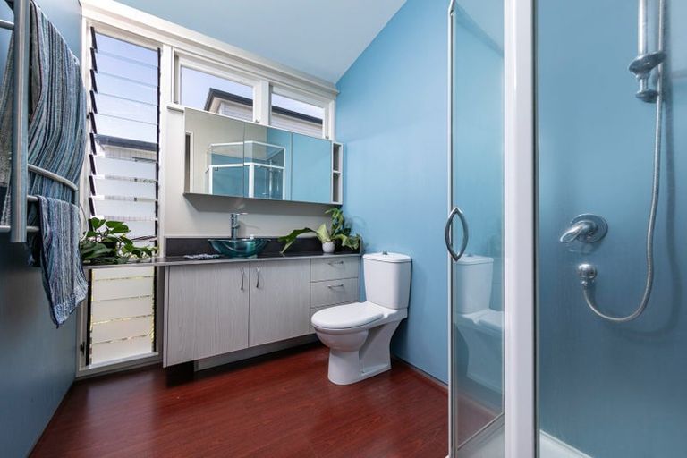 Photo of property in 39b Forrest Hill Road, Milford, Auckland, 0620
