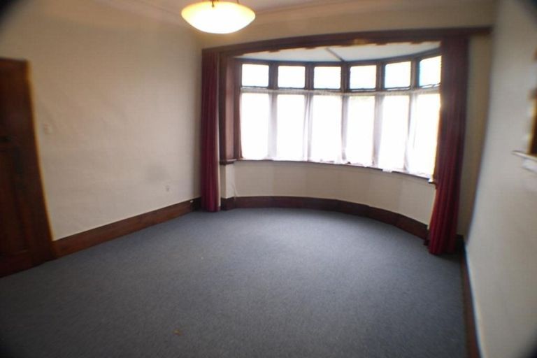 Photo of property in 59 Royal Crescent, Saint Kilda, Dunedin, 9012