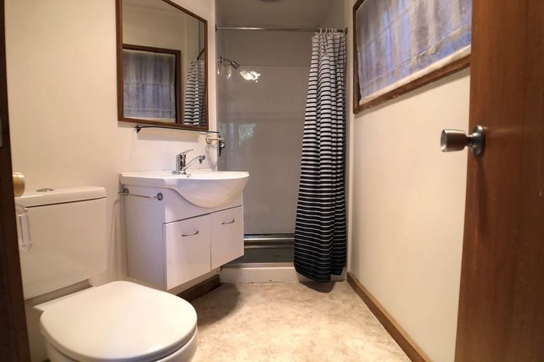 Photo of property in 24a Onepoto Road, Hauraki, Auckland, 0622