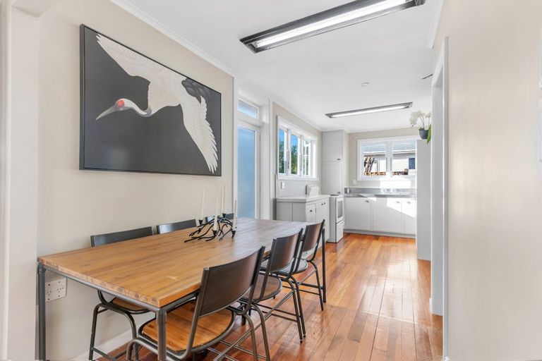 Photo of property in 2/26 Woodside Road, Massey, Auckland, 0614