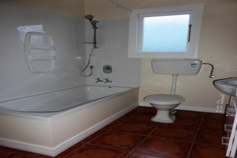 Photo of property in 9 Medway Street, Island Bay, Wellington, 6023