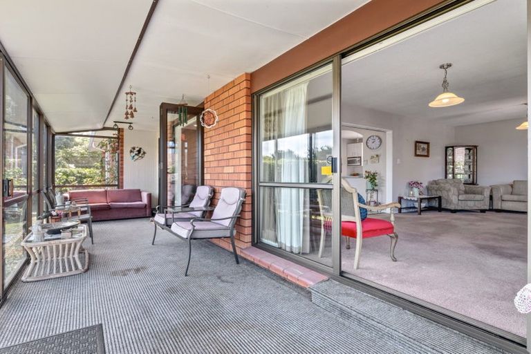 Photo of property in 25 Heaphy Place, Casebrook, Christchurch, 8051