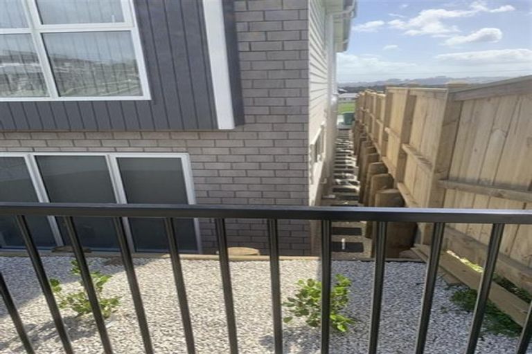 Photo of property in 32 Lime Hill Rise, Flat Bush, Auckland, 2019