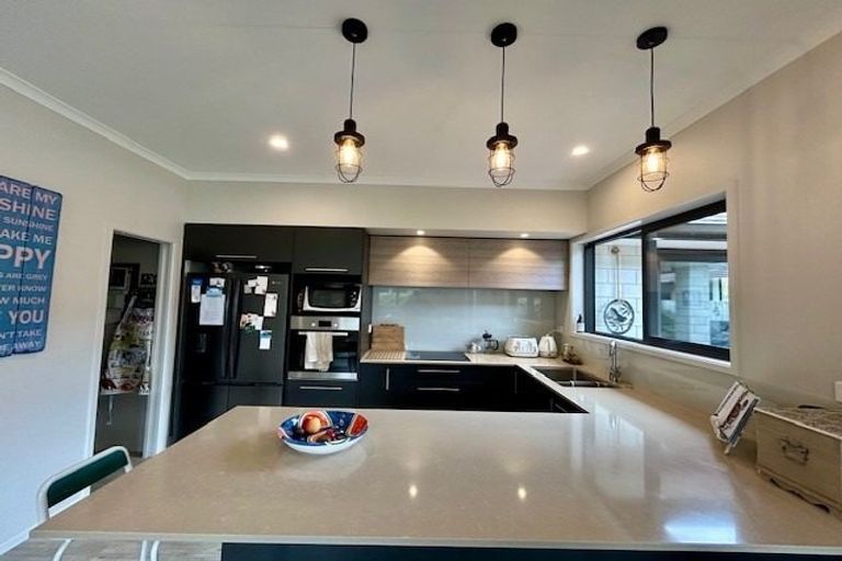 Photo of property in 58 Sandhurst Drive, Papamoa Beach, Papamoa, 3118