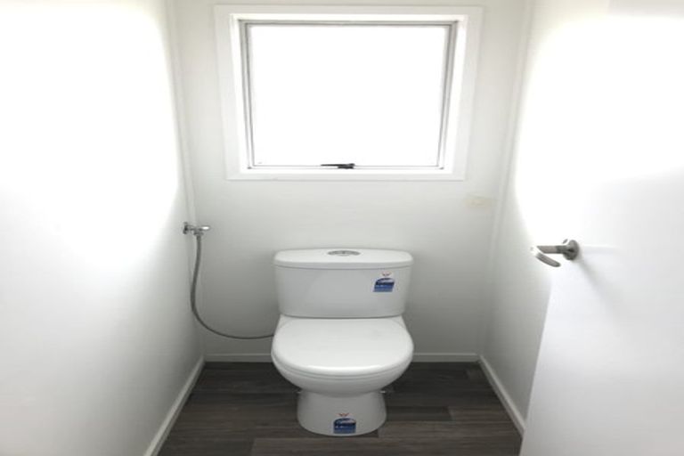 Photo of property in 13 Palm Court Drive, Glen Eden, Auckland, 0602