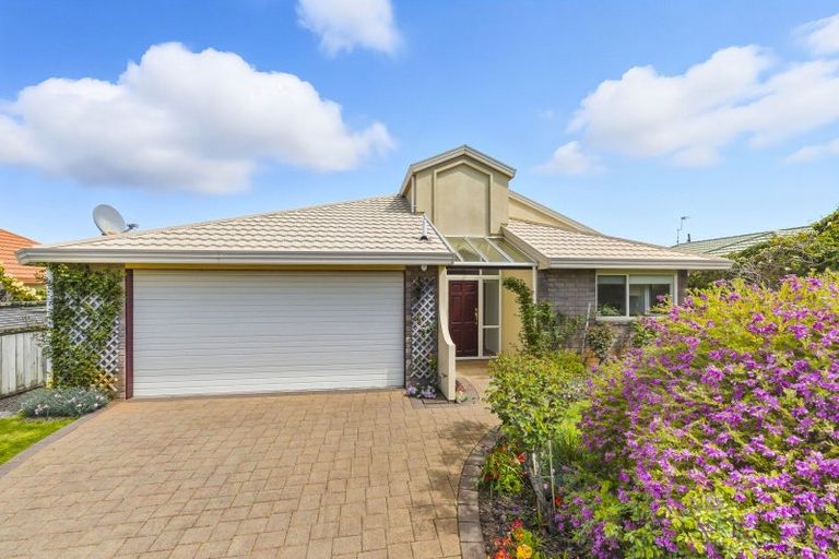 Photo of property in 26 Beach Haven Place, Paraparaumu Beach, Paraparaumu, 5032