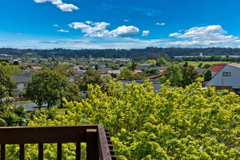 Photo of property in 21 Gala Place, Henderson, Auckland, 0612