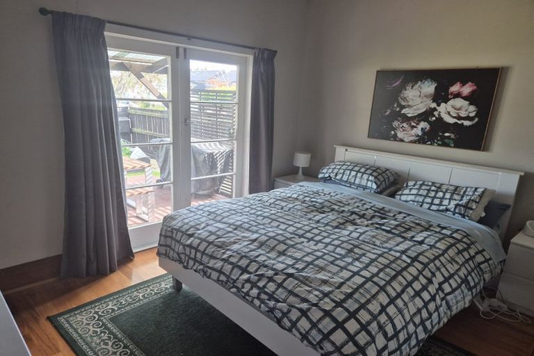 Photo of property in 26 Allard Street, Edgeware, Christchurch, 8013