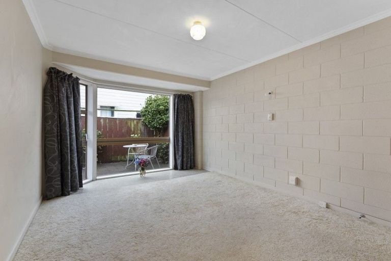 Photo of property in 1/128 Albert Street, Terrace End, Palmerston North, 4410