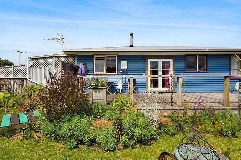 Photo of property in 6 Cornwall Street, Patea, 4520