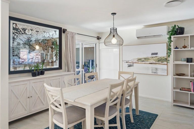 Photo of property in 71 Cedar Drive, Paraparaumu Beach, Paraparaumu, 5032