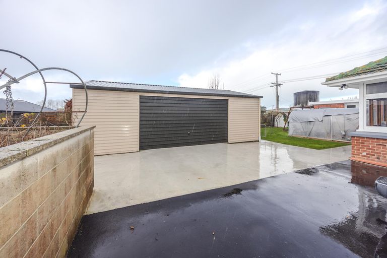 Photo of property in 25 Charles Street, Weston, Oamaru, 9401