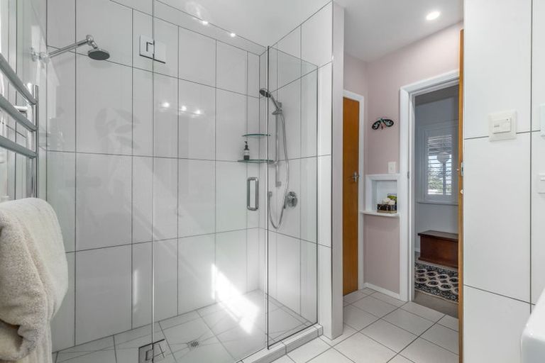 Photo of property in 14 Allen Road, Raumati Beach, Paraparaumu, 5032