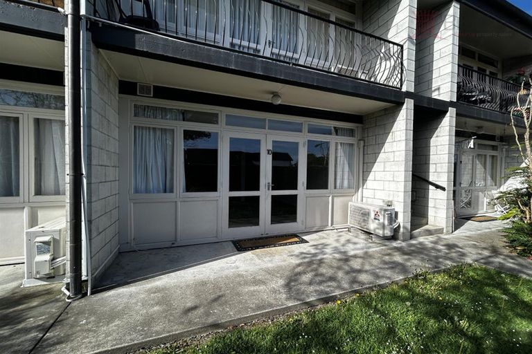 Photo of property in 1054 Colombo Street, St Albans, Christchurch, 8014