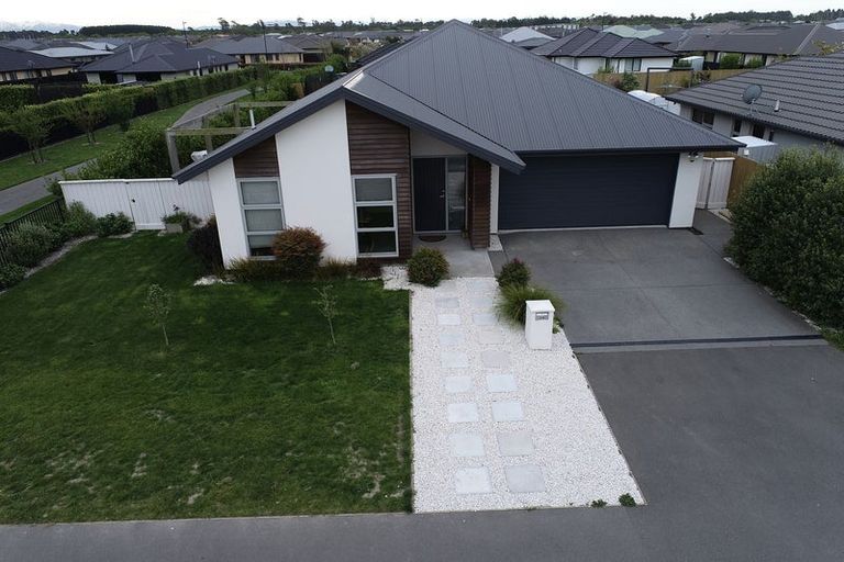 Photo of property in 24 Burnham School Road, Rolleston, 7614