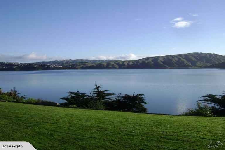 Photo of property in 300a Paremata Road, Whitby, Porirua, 5381