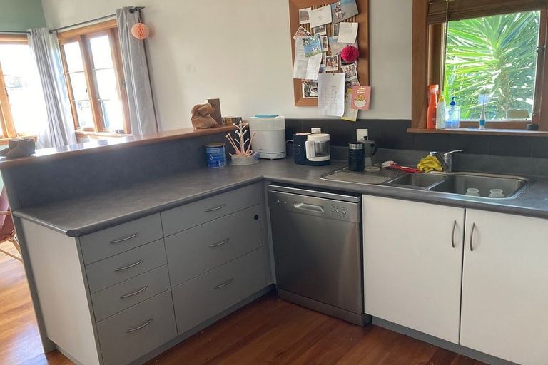 Photo of property in 68 Galloway Street, Hamilton East, Hamilton, 3216