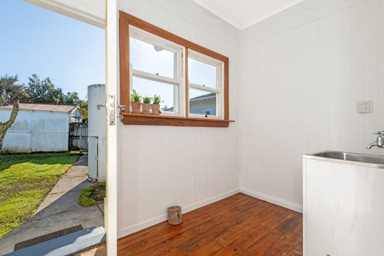 Photo of property in 26 Domett Street, Whataupoko, Gisborne, 4010