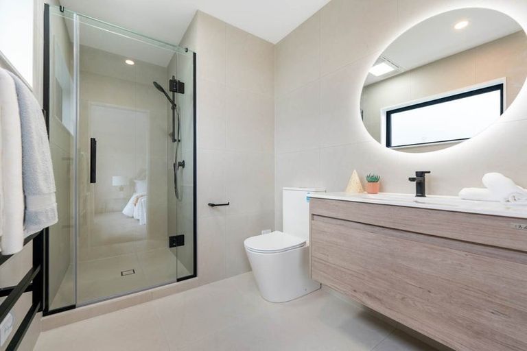 Photo of property in 31 Kurnell Drive, Botany Downs, Auckland, 2010