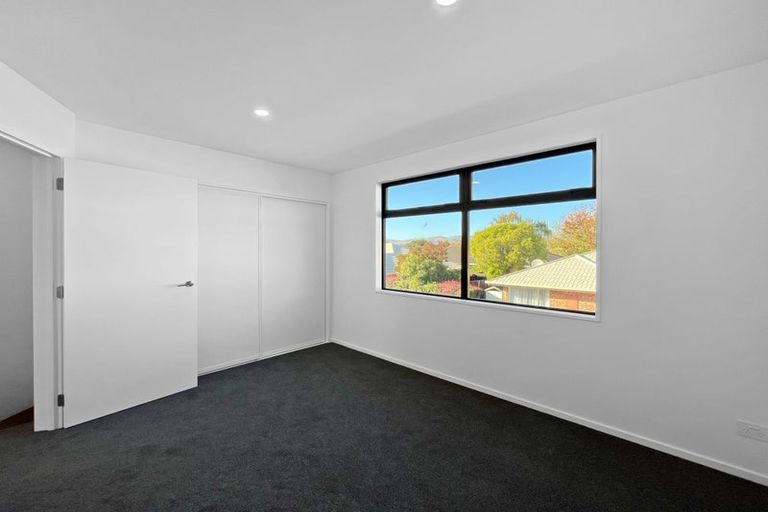 Photo of property in 2/46b Division Street, Riccarton, Christchurch, 8041