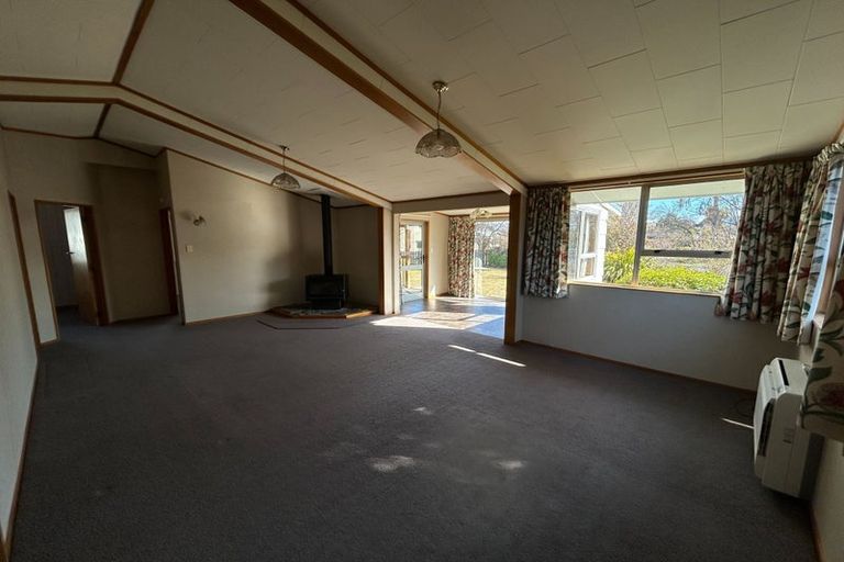 Photo of property in 1 Hunter Crescent, Wanaka, 9305